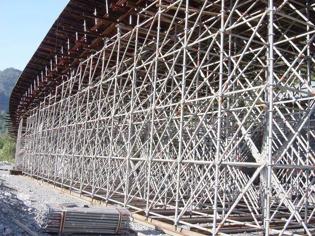 盤(pán)扣式腳手架架體搭建使用詳解(圖1)